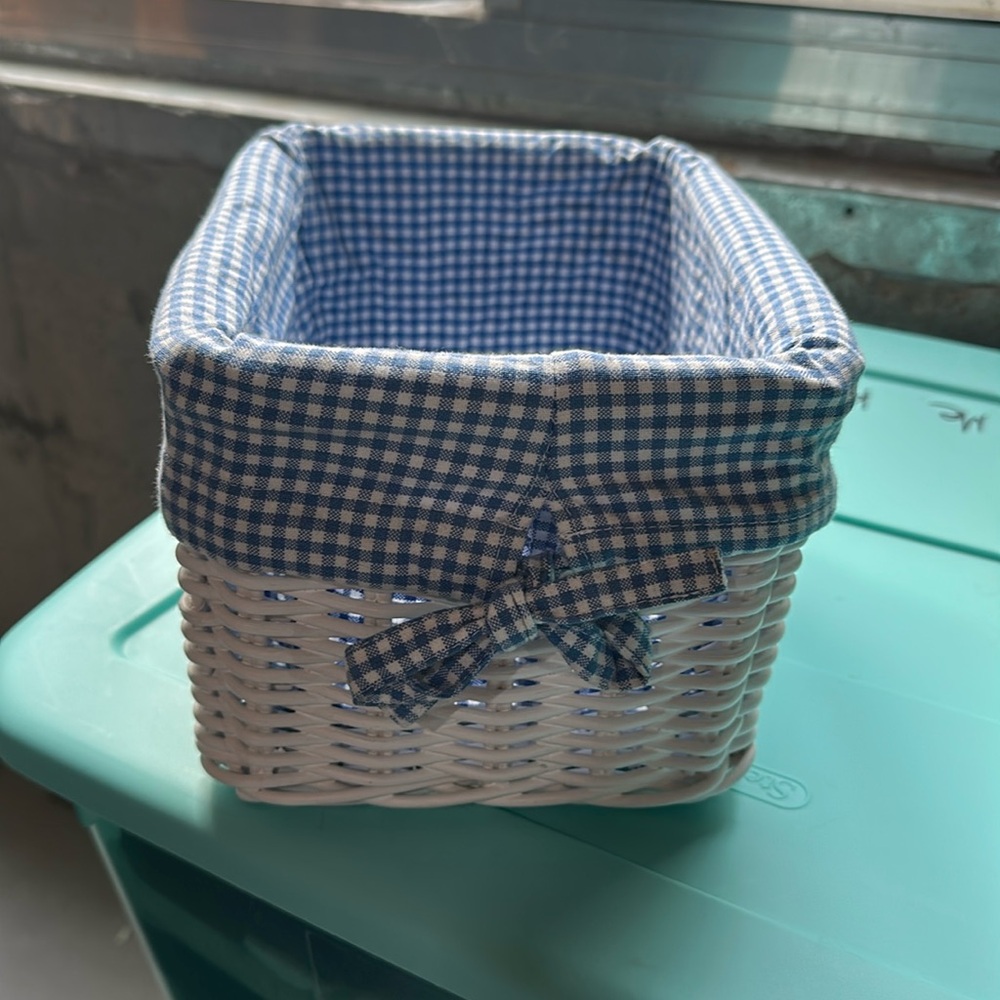 Pottery Barn vintage basket with Blue gingham liner